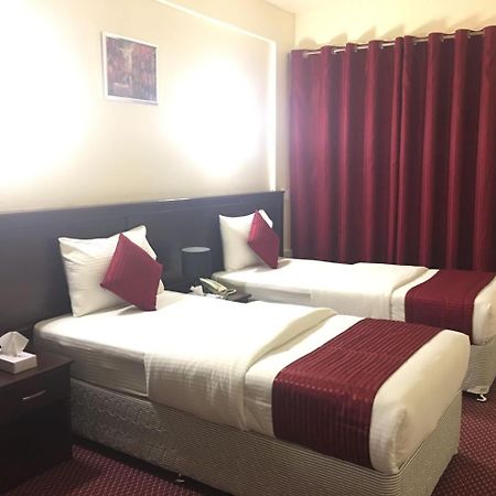 Simba Hotel ดูไบ ภายนอก รูปภาพ