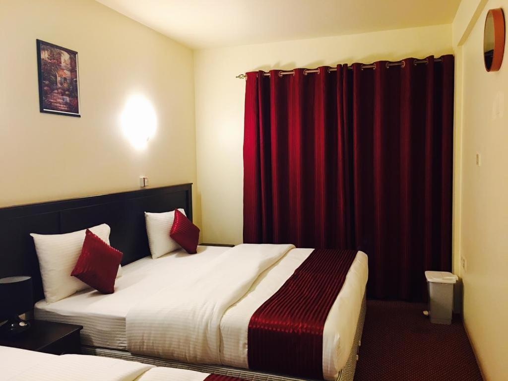 Simba Hotel ดูไบ ภายนอก รูปภาพ